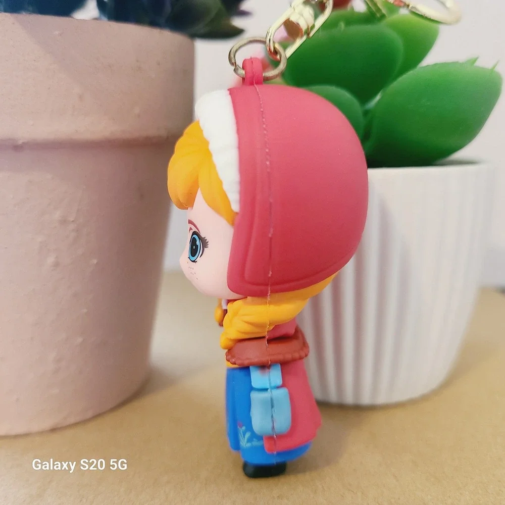 Disney Frozen Anna Keychain Charm Red‎ Hooded Outfit Blue Dress NEW Collectible